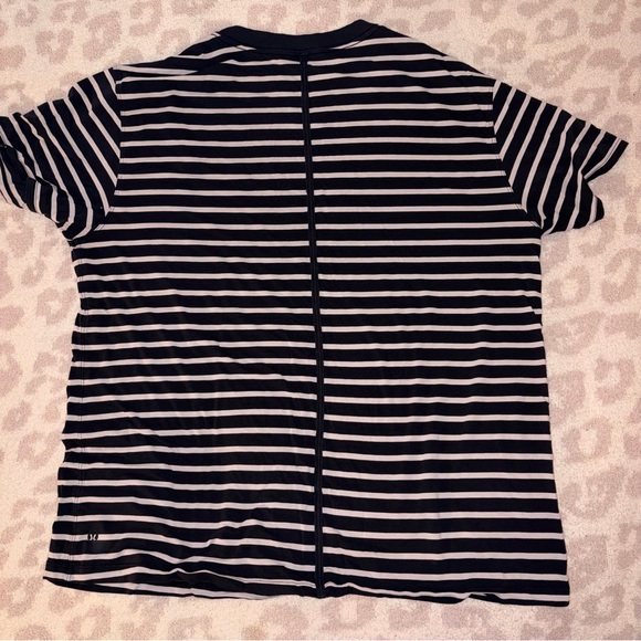 Lululemon all yours striped oversized tee 8 - Picture 3 of 4